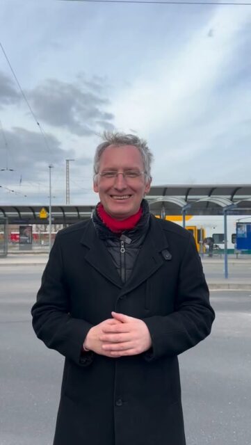 Bahnhof & Busbahnhof in Fürstenwalde müssen jetzt endlich modernisiert werden 🚆🚌
Mehr Fahrgäste zeigen: Gute Mobilität wird gebraucht!

Ich setze mich für eine echte Mobilitätsdrehscheibe ein, mit mehr Platz für Busse, sicheren Fahrradstellplätzen und besserer Nutzung der Flächen. Auch der Verladebahnhof muss verlegt werden.

Klar ist: Fürstenwalde braucht einen zukunftsfähigen Bahnhof für Pendler & alle, die unterwegs sind. 💪

#fürstenwalde #bahnhof #bürgermeisterwahl