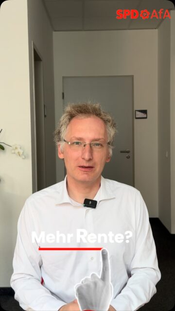 4,24 Prozent mehr Rente ab heute, dem 1. Juli, das ist ein richtig gutes Signal für Rentnerinnen und Rentner.💪💪

Aber wie kommt diese Rentenerhöhung eigentlich zustande?

Ganz zentral ist die Lohnentwicklung. Wenn Löhne steigen, wenn Tarifverträge bessere Abschlüsse bringen und Beschäftigte durch gewerkschaftlichen Druck mehr verdienen, dann wirkt sich das später auch auf die Rentenanpassung aus. Genau deshalb sind gute Tarifabschlüsse nicht nur für die Beschäftigten wichtig, sondern auch für die Rentnerinnen und Rentner.

Und auch beim Mindestlohn spielt Tarifentwicklung eine wichtige Rolle. Wer für bessere Löhne kämpft, kämpft damit nicht nur für sich selbst, sondern stärkt am Ende auch die Grundlage für höhere Renten und einen besseren Mindestlohn.

Deshalb ist klar: Streiks und Tarifkämpfe sind kein Selbstzweck. Sie sorgen dafür, dass Arbeit mehr wert ist – und dass Rentnerinnen und Rentner an der wirtschaftlichen Entwicklung beteiligt werden.

Genauso wichtig ist aber auch das Rentenniveau. Es darf bei einer Rentenreform nicht abgesenkt werden. Die Haltelinie von 48 Prozent ist nicht nur für künftige Rentnerinnen und Rentner entscheidend, sondern auch für heutige Bestandsrentner. Denn wenn das Rentenniveau sinkt, würden Rentenerhöhungen künftig geringer ausfallen und Rentnerinnen und Rentner würden im Verhältnis zu den Löhnen Stück für Stück zurückfallen.

Deshalb gilt: Gute Löhne, starke Tarifverträge, ein ordentlicher Mindestlohn und ein stabiles Rentenniveau gehören zusammen.

#rentenerhöhung #spdafa #gutelöhne #mindestlohn